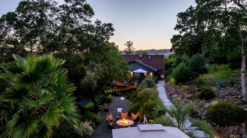 an overhead view of a garden with a house at Kenwood Vista by AvantStay 7acres w Pool Fire Pit Vineyard Views in Kenwood
