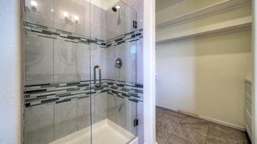 Kupatilo u objektu Panoramic Water Views Shared Pool Boat Dock Bayside Lodge by AvantStay