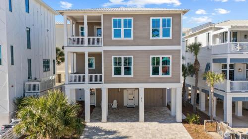 an aerial view of a house with condos at Grayt Digs by AvantStay Next to Beach Oceanview in Santa Rosa Beach