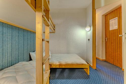 Blue Mountain / 5 persons