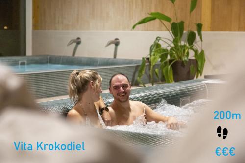 Huéspedes de Hotel Acropolis " Op het sportiefste park van de kust "