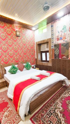 Un ou plusieurs lits dans un hébergement de l'établissement Hotel Casa Del Sol Jaisalmer
