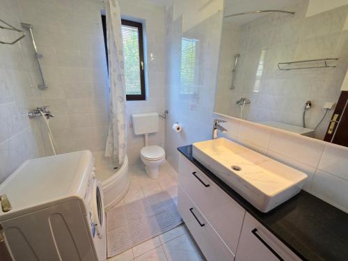 BLAZ NV 1 - Apartment 150m from the beach