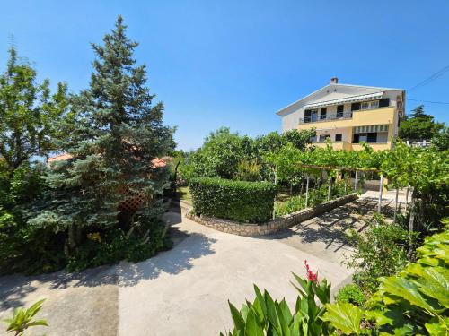 BLAZ NV 1 - Apartment 150m from the beach