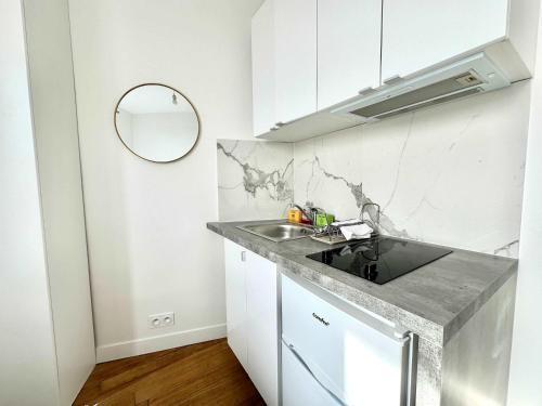 New 355 Suite Celine- Cosy Apartment Paris Center