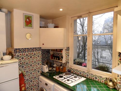 Un nid très calme et chaleureux a Montmartre !