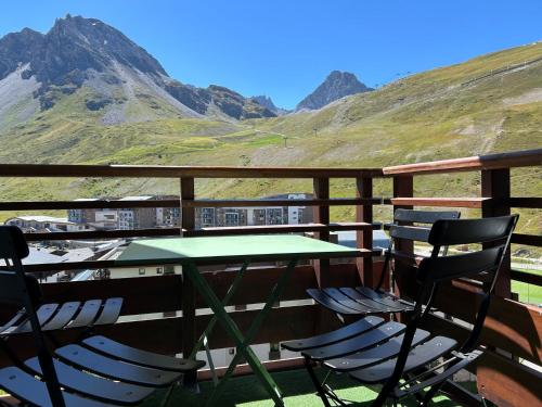Appartement rénové 3 pièces, exposé sud/ouest, proche commerces