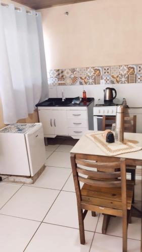 Dapur atau dapur kecil di Pousada Horizontes do Rosa