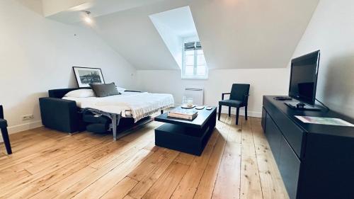One Room - Last Floor - Vendôme / Madeleine