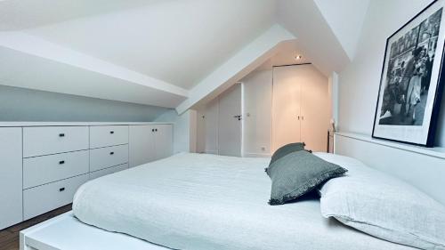 One Room - Last Floor - Vendôme / Madeleine