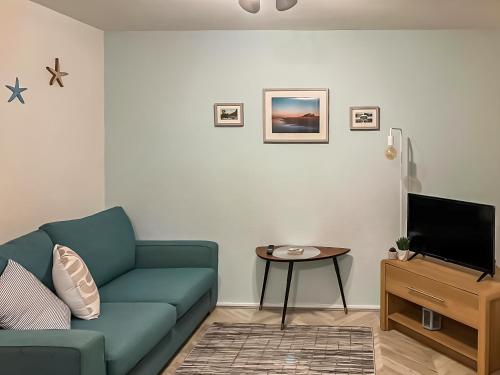 Et tv og/eller underholdning på Rosanna Cottage