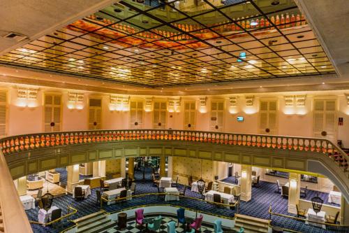 an overhead view of the lobby of a building at Gamma Monterrey Gran Hotel Ancira in Monterrey