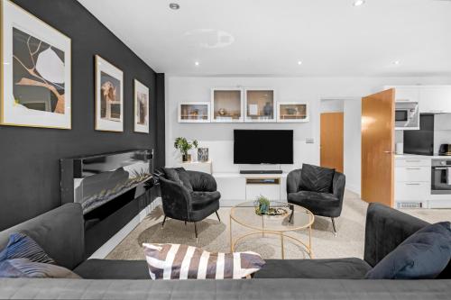 Penthouse Noir - Wyndale Living - Central BHam 2BR photo 22