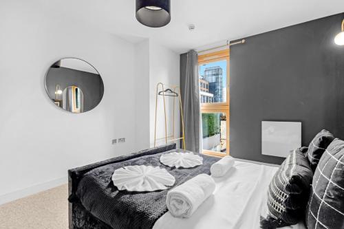 Penthouse Noir - Wyndale Living - Central BHam 2BR photo 24