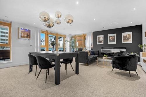 Penthouse Noir - Wyndale Living - Central BHam 2BR photo 43