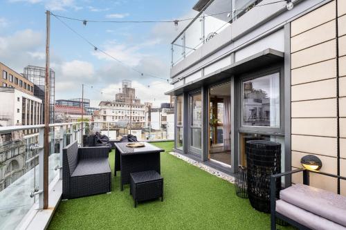 Penthouse Noir - Wyndale Living - Central BHam 2BR photo 55