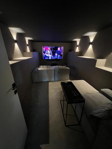 DreamHomesByMaria next to puerto banus photo 17