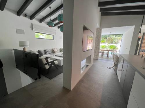 DreamHomesByMaria next to puerto banus photo 18