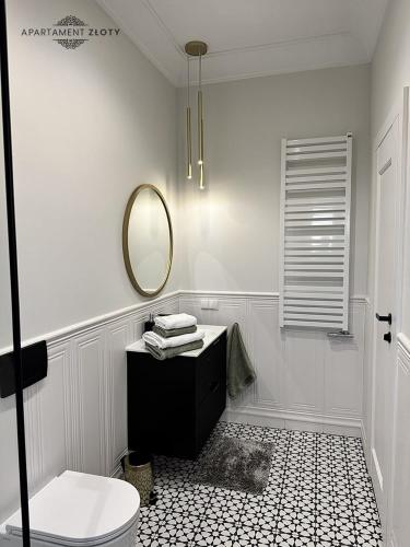 Bilik mandi di Apartamenty Toszeckie LUX
