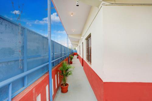 Chik BānavarにあるHotel O AADITYA COMFORTS BOARDING & LODGINGのギャラリーの写真