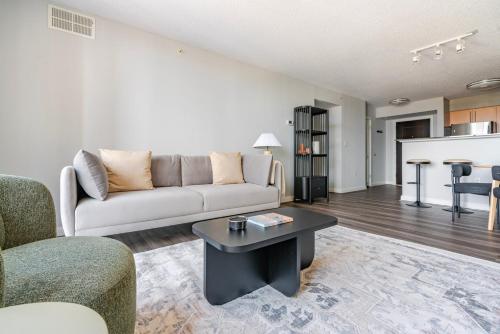 Gallery image of Blueground Woodmont Triangle fitness nr Park WDC-1163 in Woodmont