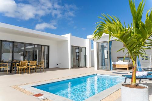 Fabulous Tropical Pearl Villa