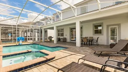Upstay - Resort Villa with Pool and Cinema photo 1