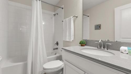 Upstay - Resort Villa with Pool and Cinema photo 38