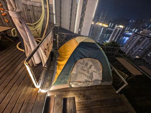 Chongqing Houlai Rooftop Terrace Youth Hostel候来屋顶露台青年旅舍