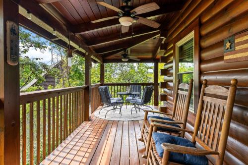 Cabin Retreat - Private Hot Tub & Pool Table photo 19