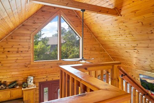 Cabin Retreat - Private Hot Tub & Pool Table photo 30