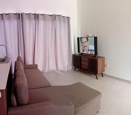 Телевизор и/или развлекательный центр в Villa Santa Monica-Playa
