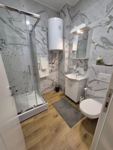 Ένα μπάνιο στο GM Zlatibor