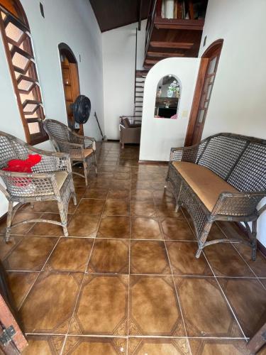 Χώρος καθιστικού στο Casa em São Sebastião refúgio do pontal