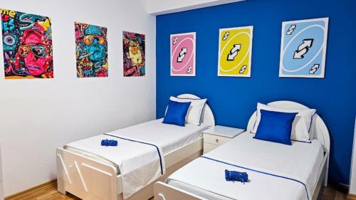 Ένα ή περισσότερα κρεβάτια σε δωμάτιο στο In the middle of Dyrrah