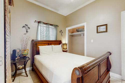 Ένα ή περισσότερα κρεβάτια σε δωμάτιο στο Casa Emilio II Condominiums 101A