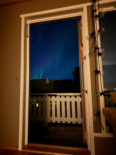 Balkoni atau teres di Arctic Serenity