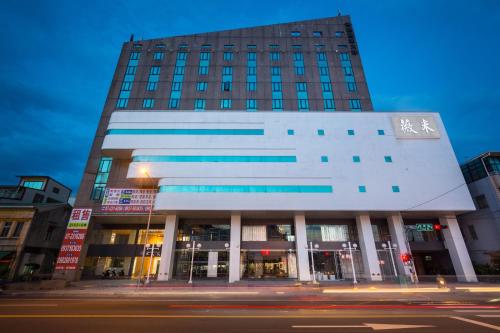 Muka bangunan atau pintu masuk Wemeet Hotel