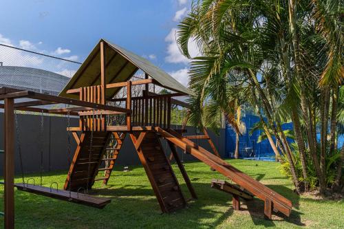 Kawasan permainan kanak-kanak di Hotel Deville Prime Porto Alegre