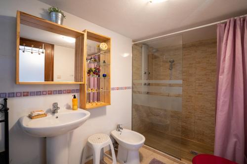 Koupelna v ubytování Casa Amarela