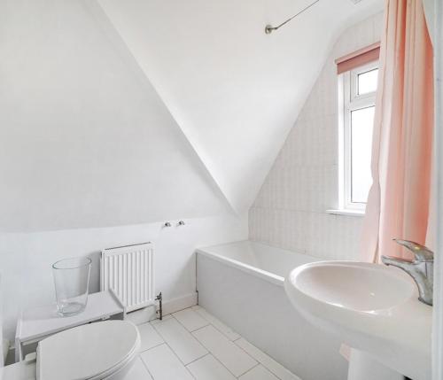 Koupelna v ubytování Charming Designer Cosy Loft Apartment