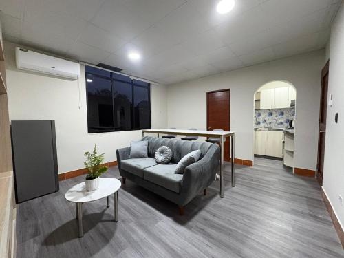 Amazon Garden Suites - Recojo del aeropuerto incluidoにあるシーティングエリア