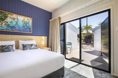 Katil atau katil-katil dalam bilik di Nightelier Mission Beach