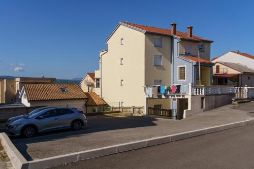 Sea Breeze Apartments