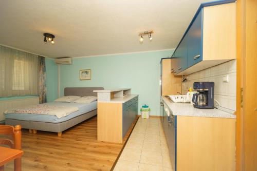 Sea Breeze Apartments