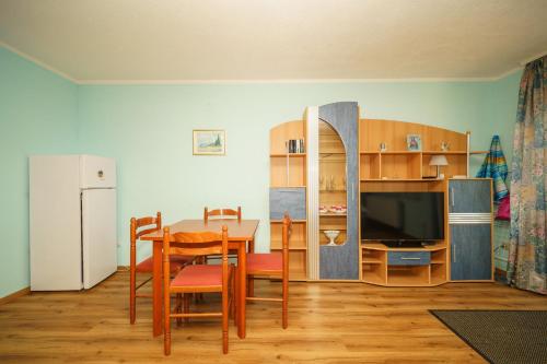 Sea Breeze Apartments