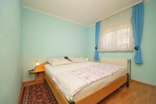 Sea Breeze Apartments