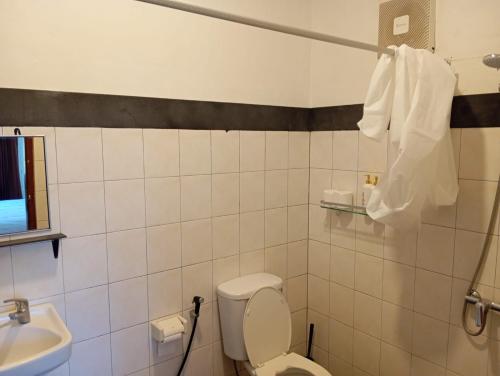 Ένα μπάνιο στο dè Dayuh Guest House