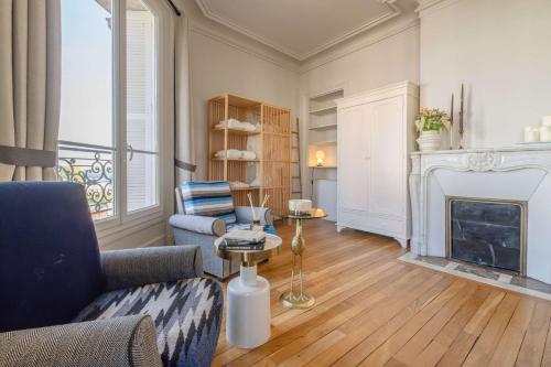 Luxury Flat Eiffel View 3BR 7 Guests