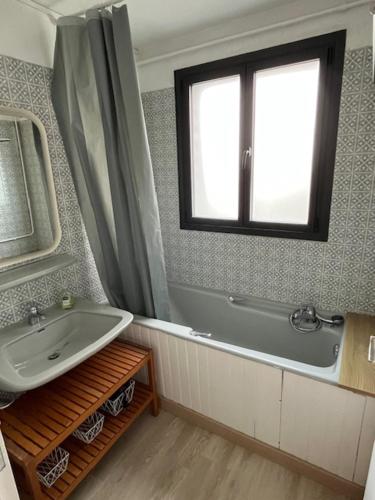 Koupelna v ubytování Gîte de la falaise